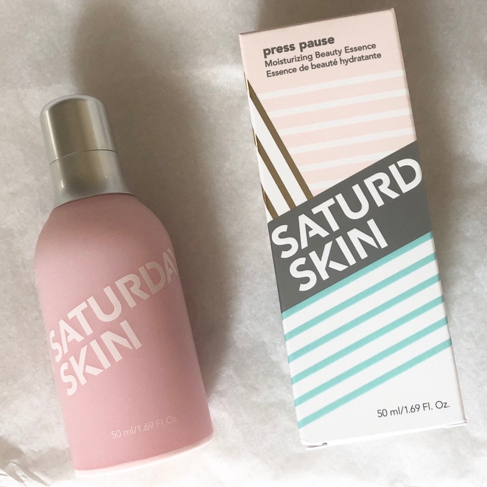 NIB Saturday Skin Press Pause Moisturizing Essence